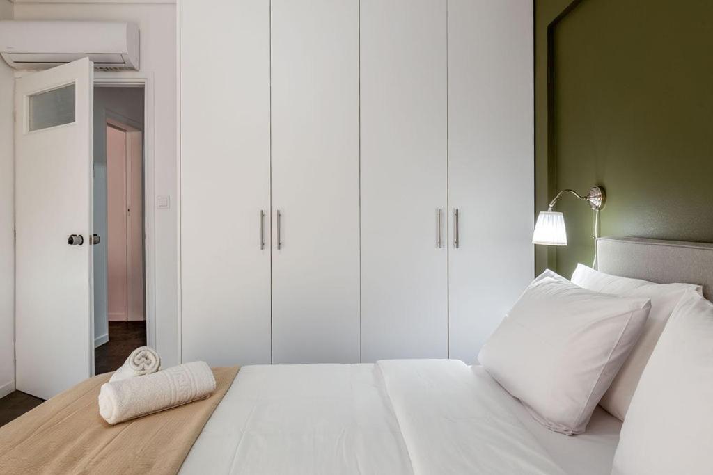 Onezerotwo By Zoia Living Aparthotel Athens Exterior photo